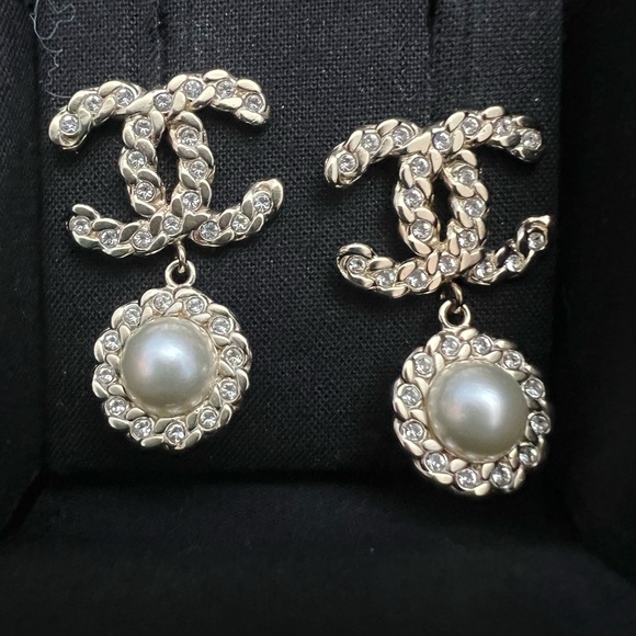 Chanel Earrings - Picture 1 of 12